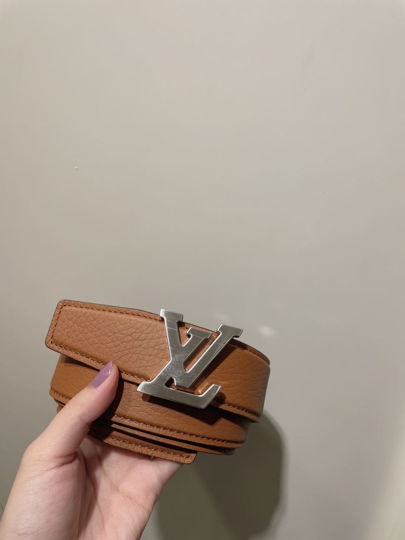 l0vis Vvtt0n belts